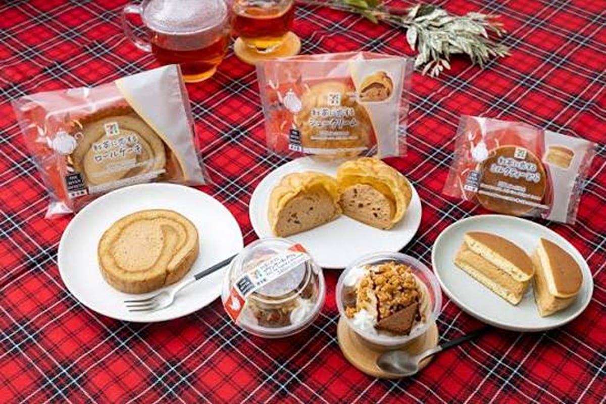 Convenience-store desserts including pudding, roll cake, and cream puffs